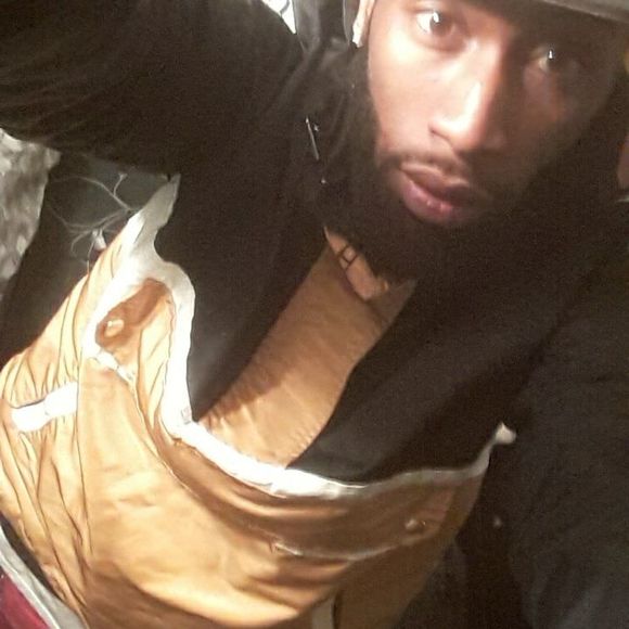 Meet your Posher, Emmanuel - Picture 1 of 1